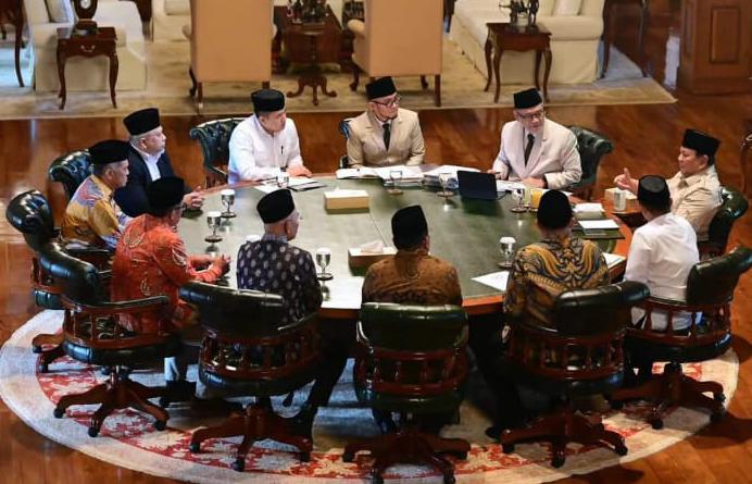 Melayani jemaah haji dengan sebaik-baiknya adalah kehormatan sekaligus tanggung jawab yang harus terus ditingkatkan dari waktu ke waktu